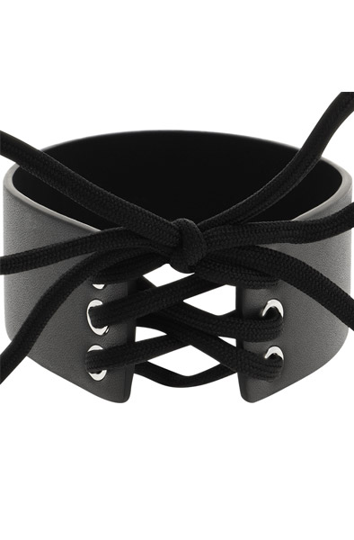 Coquette handgefertigter Choker aus veganem Leder - BDSM Halsband 2