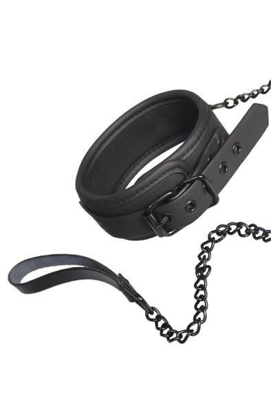 Dream Toys Blaze Halsband & Kette Schwarz - Bondage Halsband & Paar 2