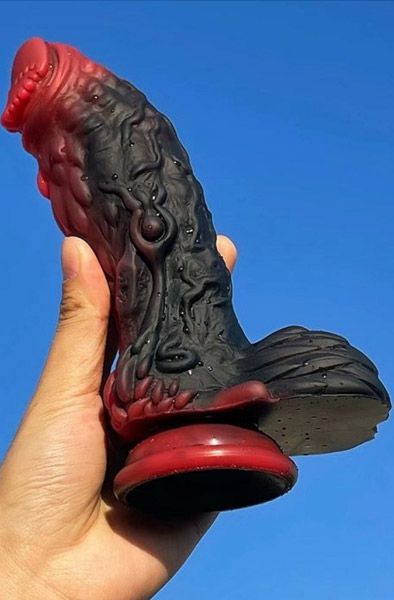Dragon Dildo Yong Schwarz-Rot 20 cm - Drachen-Dildo 3